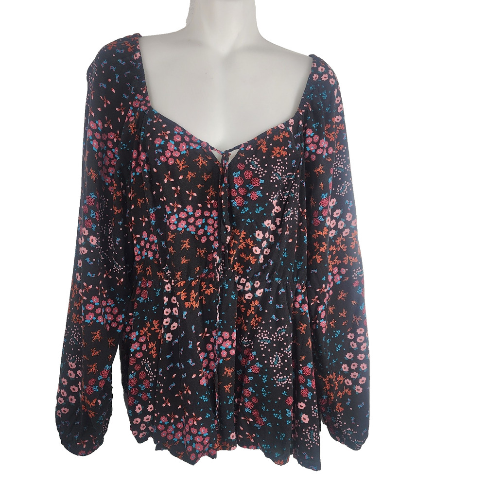 Torrrid Women Peplum Challis Sweetheart Top 1X Ditsy Patch Deep Black Whimsigoth